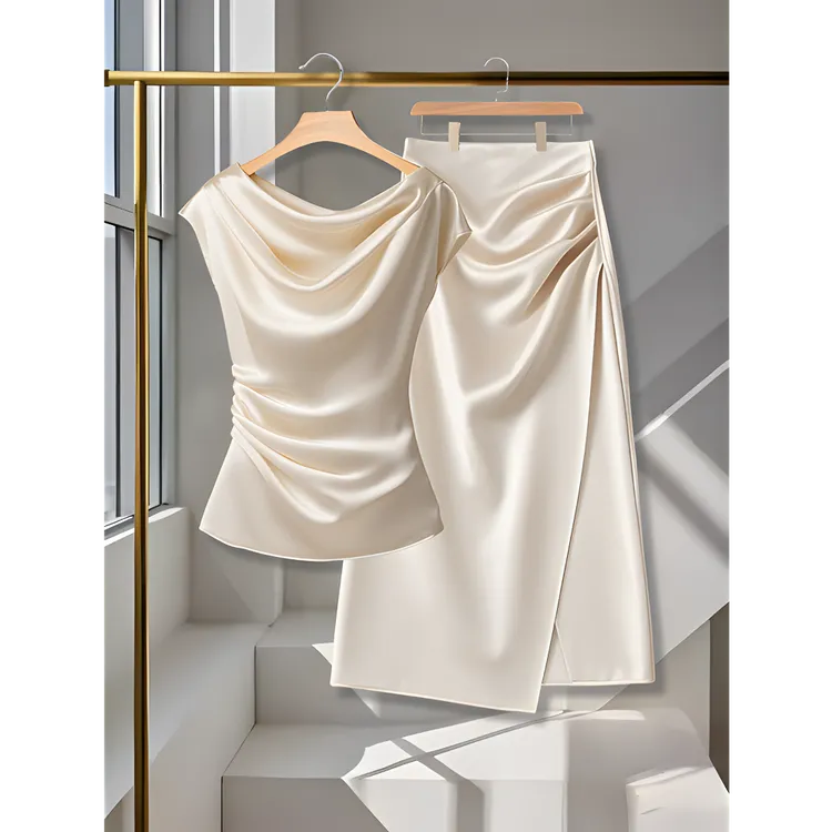 财阀千金女装2025新款上衣小荡领缎面洋气衬衫杏色半身裙子两件套