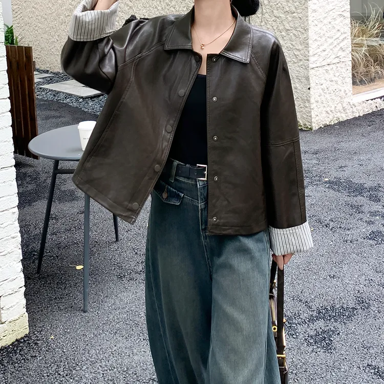 深棕色气质高级感PU皮夹克女短款2025秋新款时尚条纹拼接翻领外套