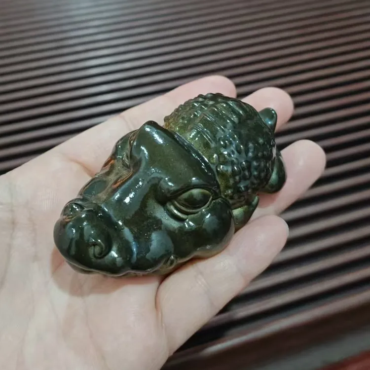 宜兴紫砂世家创意搞怪茶宠段泥变色鳄鱼茶宠小短鳄可爱茶室摆件