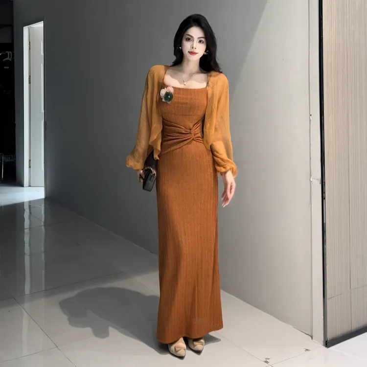 法式春季女装长袖气质时尚气质显瘦时尚复古长裙吊带裙两件套