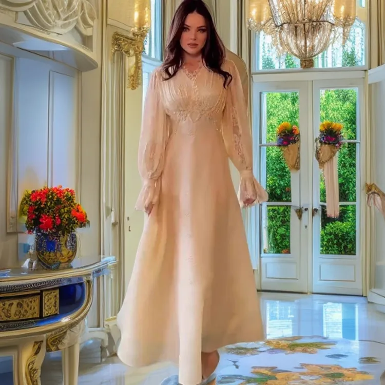 秋季新款法式温柔风蕾丝裙子刺绣V领设计感长袖礼服鱼尾连衣裙女