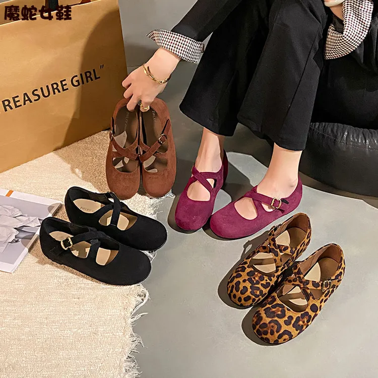 【万达撤柜】软底交叉扣带百搭单鞋女2025春季新款豹纹时尚晚晚鞋百
