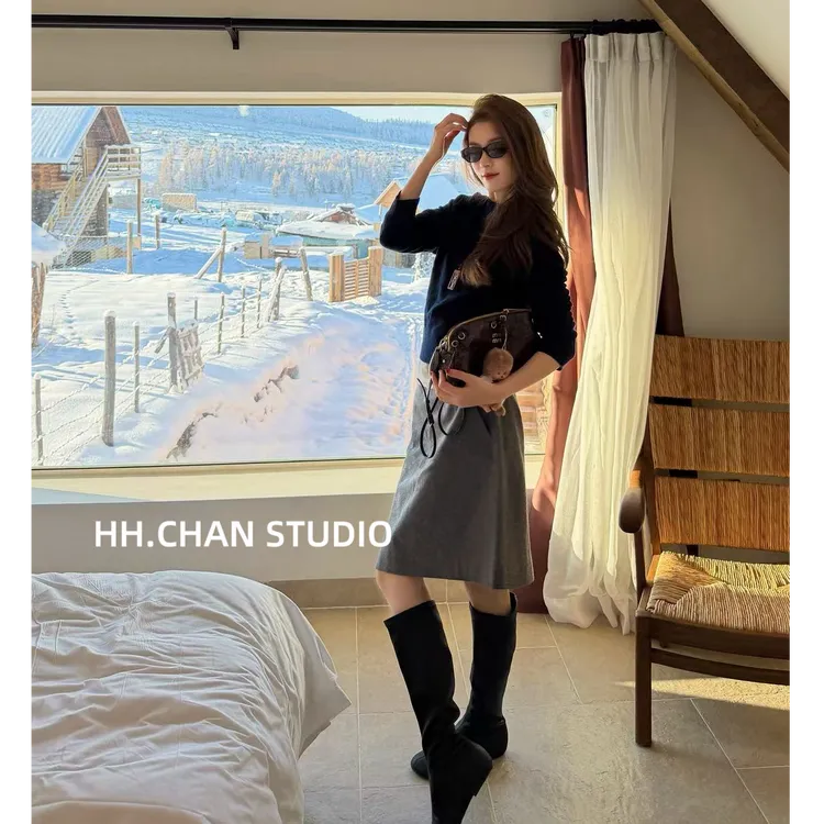 HH.CHAN“三绒鼎立（黑藏）”100%山羊绒软黄金亲肤针织HH55G40668