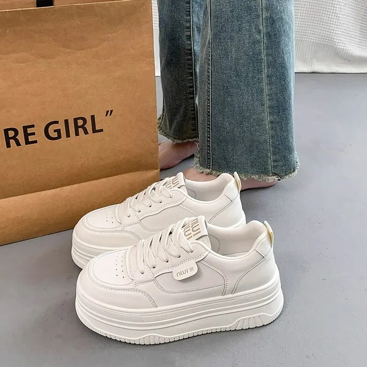 Moleubak厚底小白鞋女2025年秋季新款百搭休闲面包鞋增高松糕板鞋