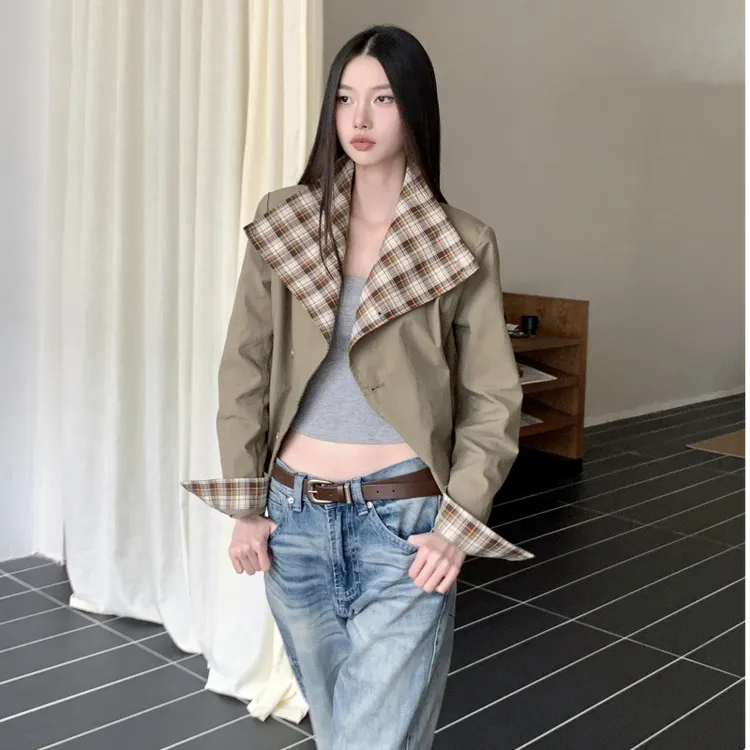 lilystore/格子拼接大翻领收腰机车外套女垫肩高级短款夹克早秋
