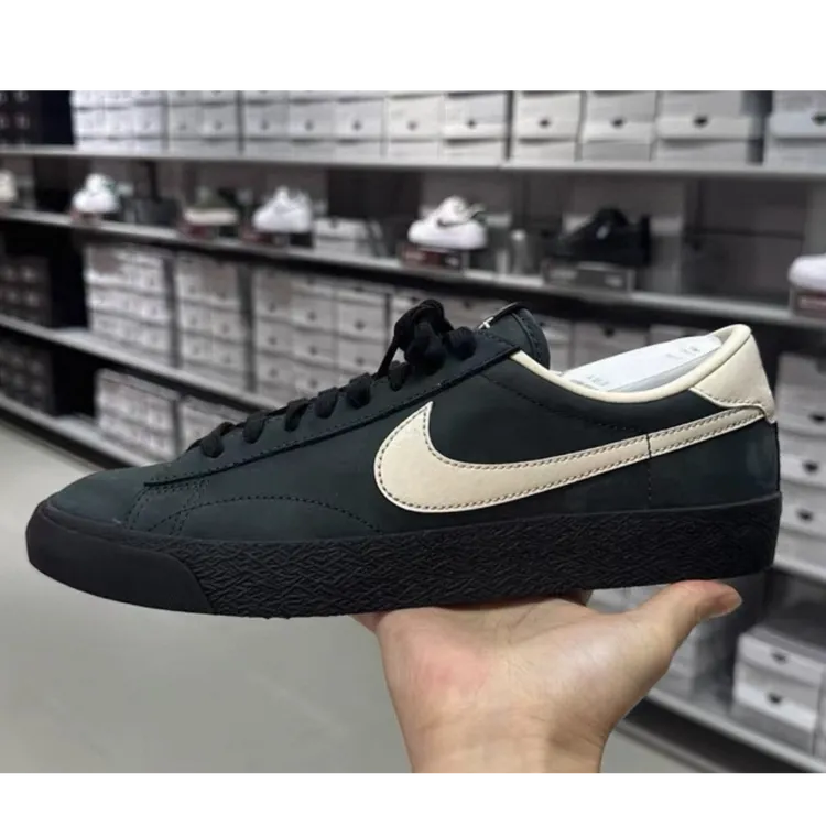 nike耐克男子TENNIS CLASSIC AC低帮休闲鞋 IO3554-020