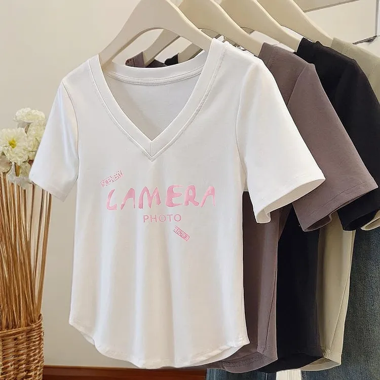 2025微胖女生短袖t恤MM时尚印花V领宽松夏季女装2025爆款时尚洋气