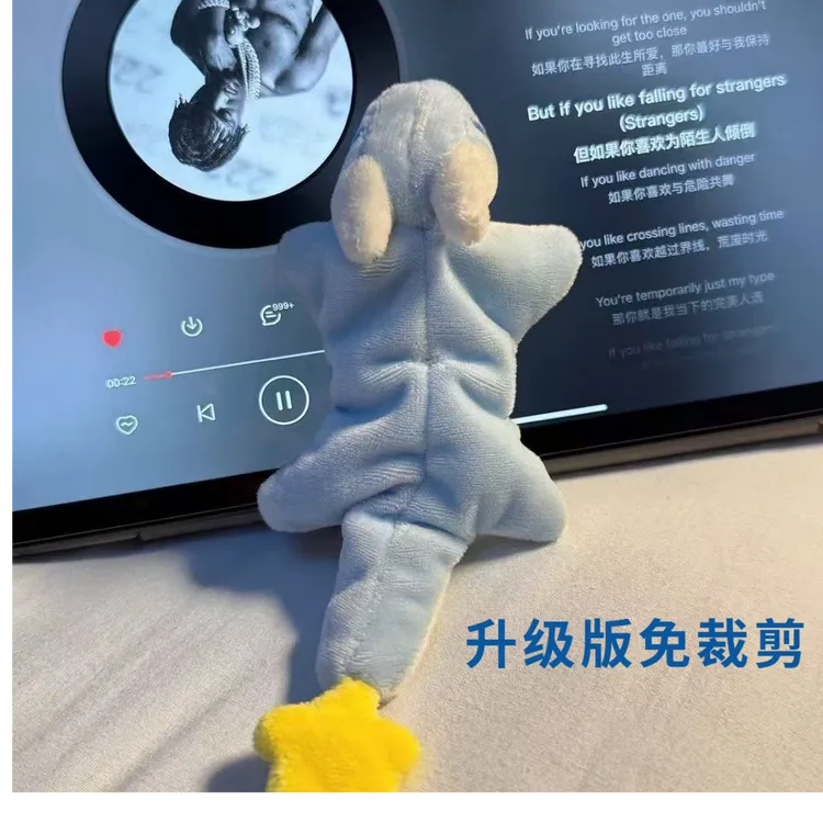 小梦龙玩偶毛毡玩偶材料包图纸教程配色手工diy自缝布艺可爱卡通