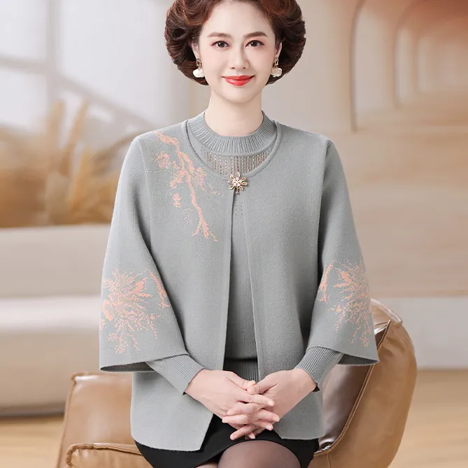 洋气新款妈妈秋装针织两件套装2025中老年人女装春秋时尚开衫外套