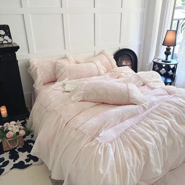 冬季少女加厚牛奶绒四件套公主风双面珊瑚绒雕花蕾丝被套床裙床品