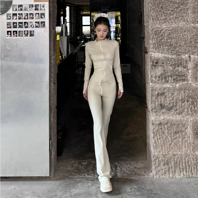2025春季新款时尚套装气质显瘦修身百搭运动洋气休闲百搭两件套女