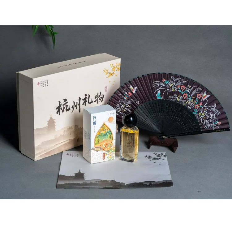 十月十日教师节香水生日礼物国风扇子礼盒黑岛汐语持久留香女士