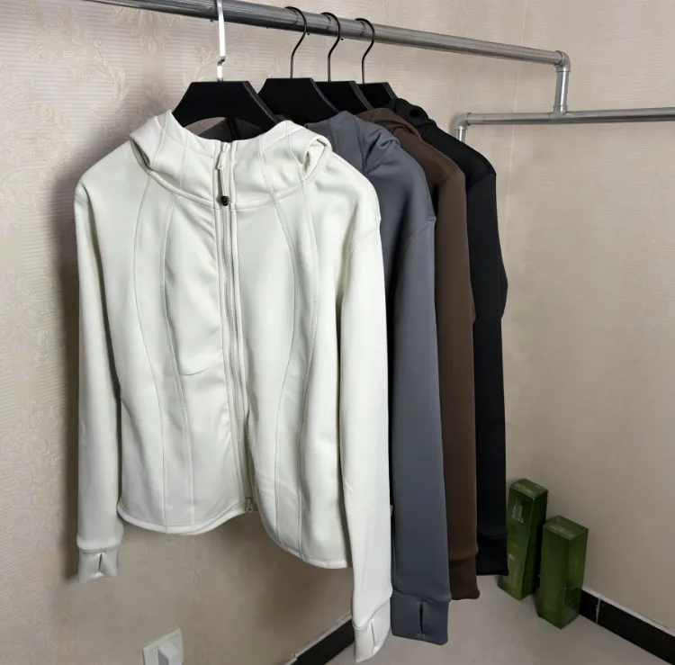 加厚暖绒连帽显瘦运动外套百搭气质减龄开衫潮流运动休闲服
