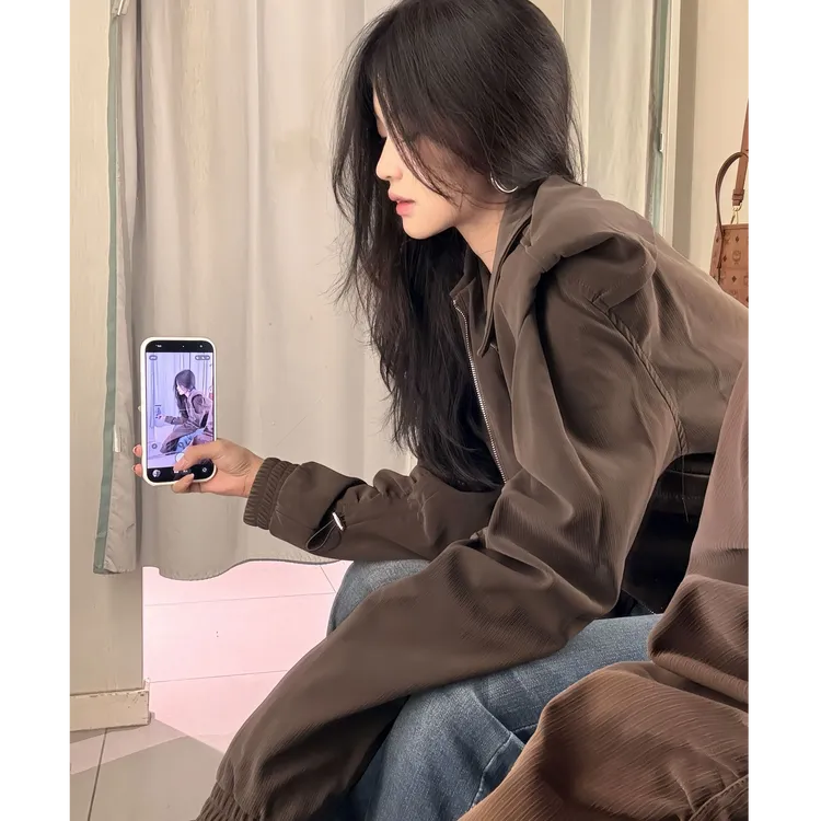美拉德时尚百搭外套女2025新款棕色短款夹克上衣初秋显瘦牛仔裤