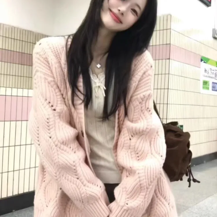 韩系温柔软糯粉色v领毛衣开衫外套女秋季高级感宽松慵懒针织上衣
