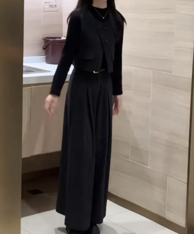 时尚潮流百搭精品女装dgd5370