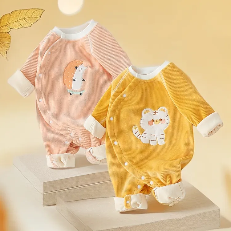 婴儿秋冬衣服连体衣加绒加厚保暖外出男女宝宝冬天哈衣新生儿Y34