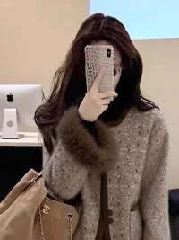 毛领千金风短款显瘦显高宽松冬季外套女韩版气质短款小香风大衣女