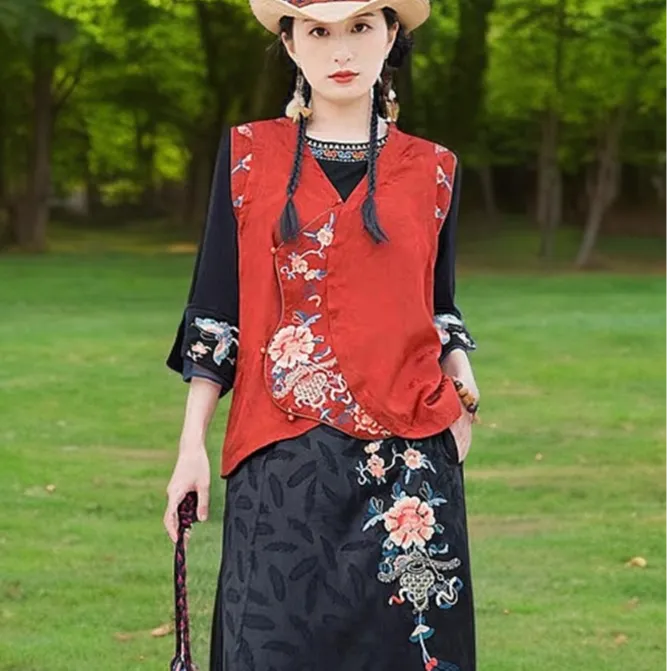 春季民族风绣花马夹女新中式坎肩复古显瘦中国风马甲刺绣洋气背心