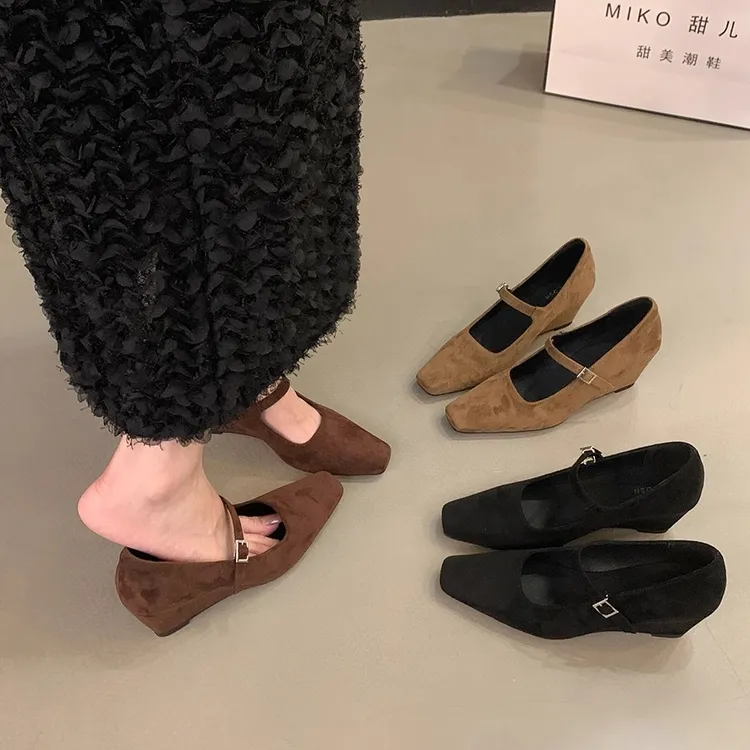 坡跟复古绒面玛丽珍单鞋女鞋子春秋2024新款鞋子女ins潮牌百搭