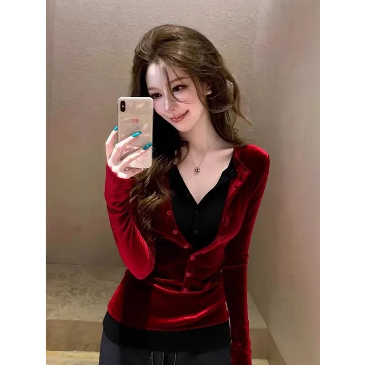 高级感轻奢红色假两件丝绒衬衫女2026早春秋新款显廋别致修身上衣
