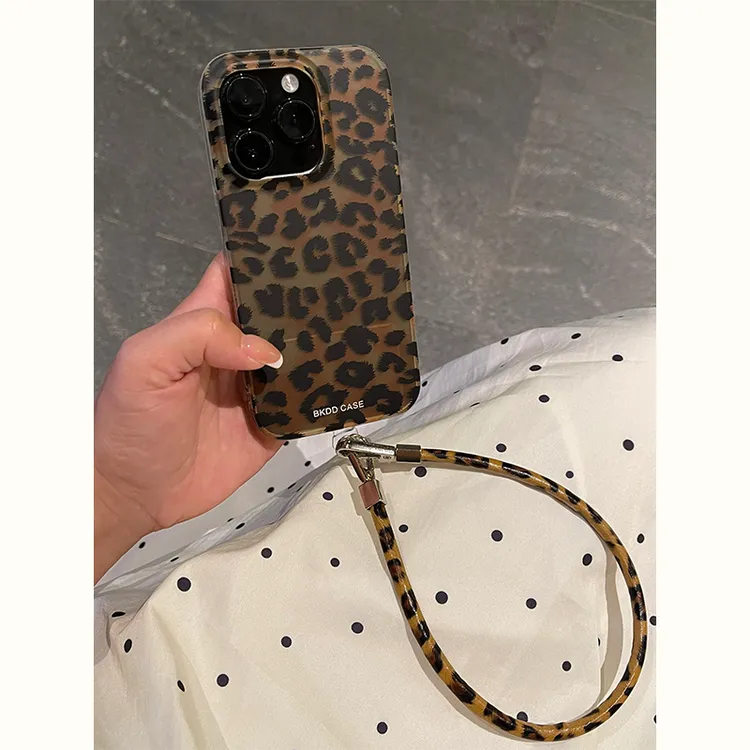 豹纹挂绳手机壳适用苹果16ProMax防摔女潮流15/14/13大孔透明