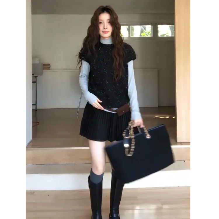 超火一整套2025秋冬新款气质减龄法式高级感上衣马甲短裙三件套