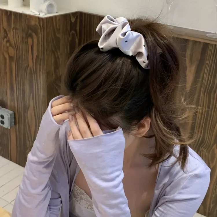 秋冬韩系高级感缎面波点大肠发圈女气质显发量发绳发饰配饰