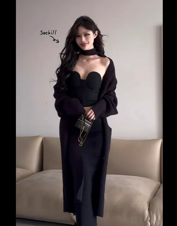 纯欲辣妹性感套装2025春夏新款黑色开衫抹胸显瘦半身裙三件套女装