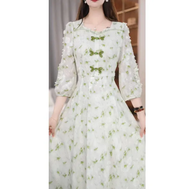 【连衣裙】春季设计感方领气质显白简约收腰中长款连衣裙M-4XL