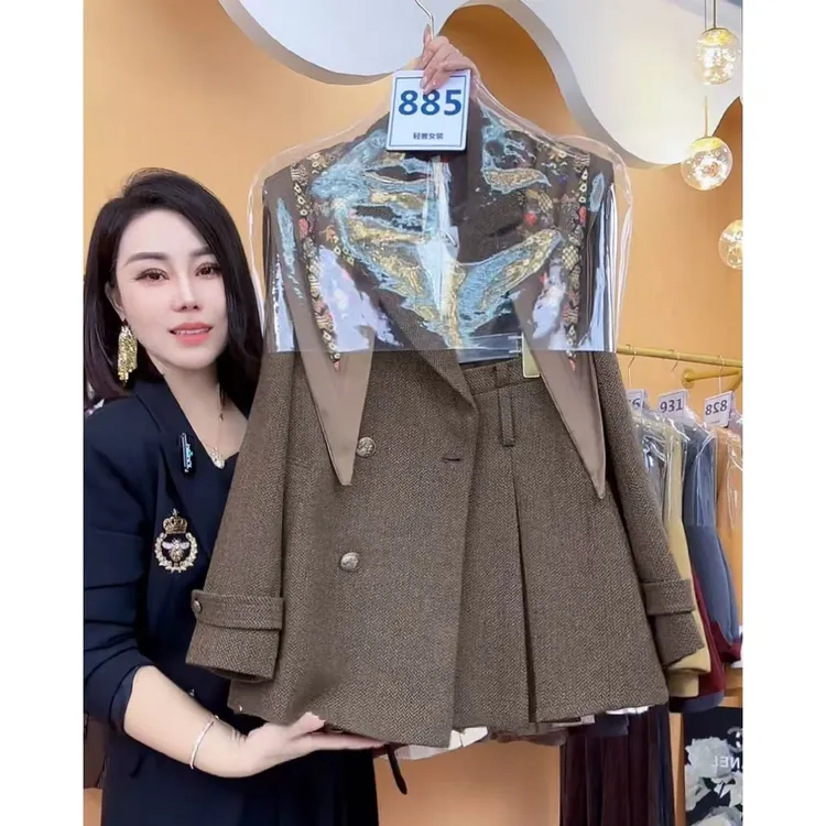 2025年时尚休闲西装外套半身裙套装女冬季设计感小众复古两件套