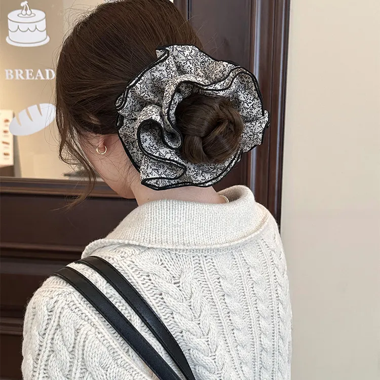 蕾丝小碎花大肠发圈女法式复古高级感裙边丸子头发绳少女扎发发饰