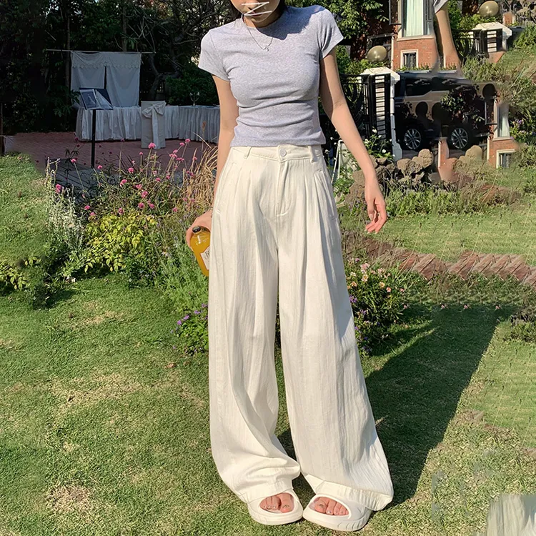 白色纹理感阔腿牛仔裤女2025秋季新款褶皱显瘦宽松高腰垂感拖地裤