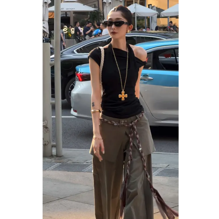 2025夏季新款时尚打底上衣修身气质显瘦洋气休闲百搭性感辣妹上衣