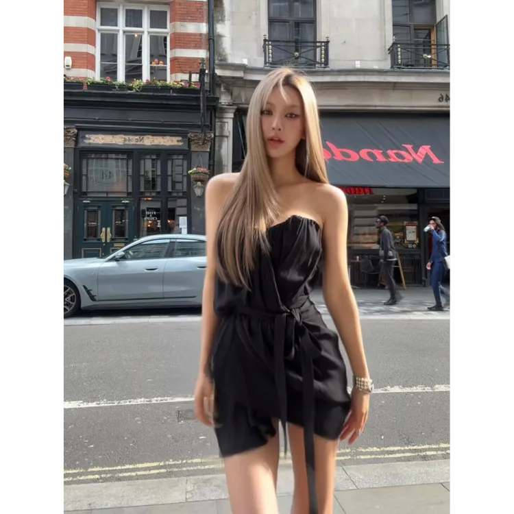 美式辣妹2025夏季新款纯欲性感一字肩抹胸连衣裙绑带不规则短裙