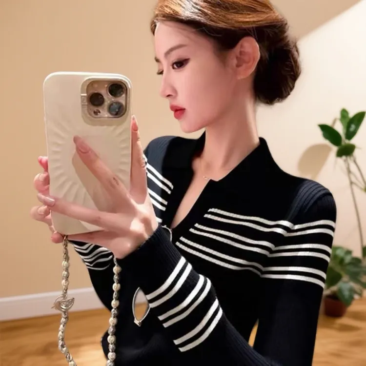 韩系黑色女款撞色显瘦半高领针织衫上衣百搭秋冬季新款气质打底衫