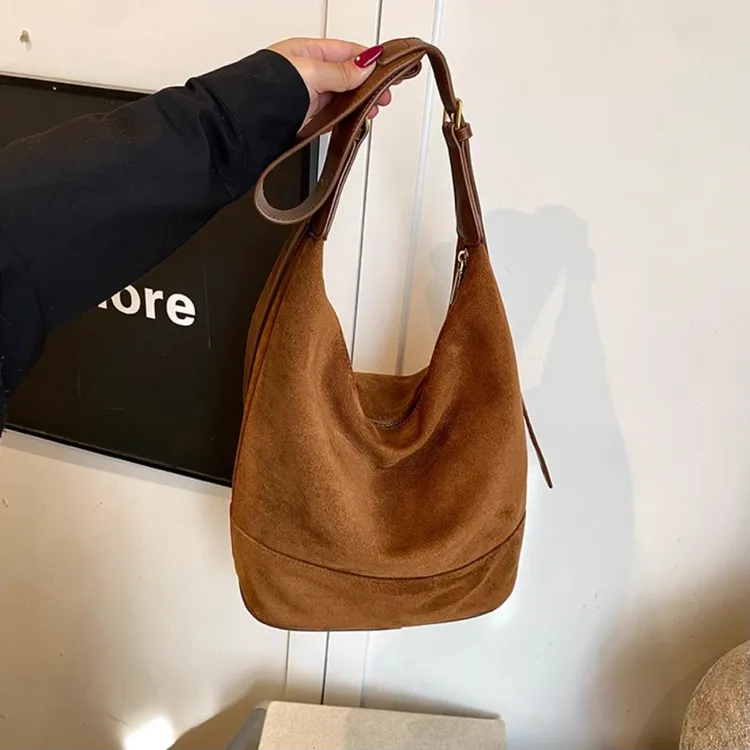 2025新款复古棕色单肩斜挎包通勤托特包水桶包简约大容量包包女