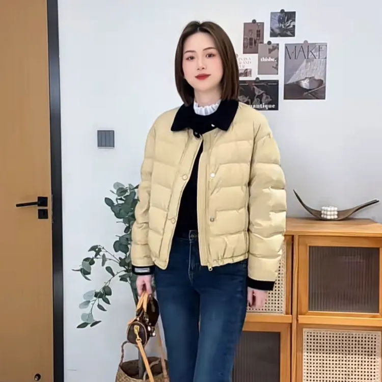 今年流行爆款白鸭绒羽绒服女2025冬季韩系时尚洋气保暖面包服外套