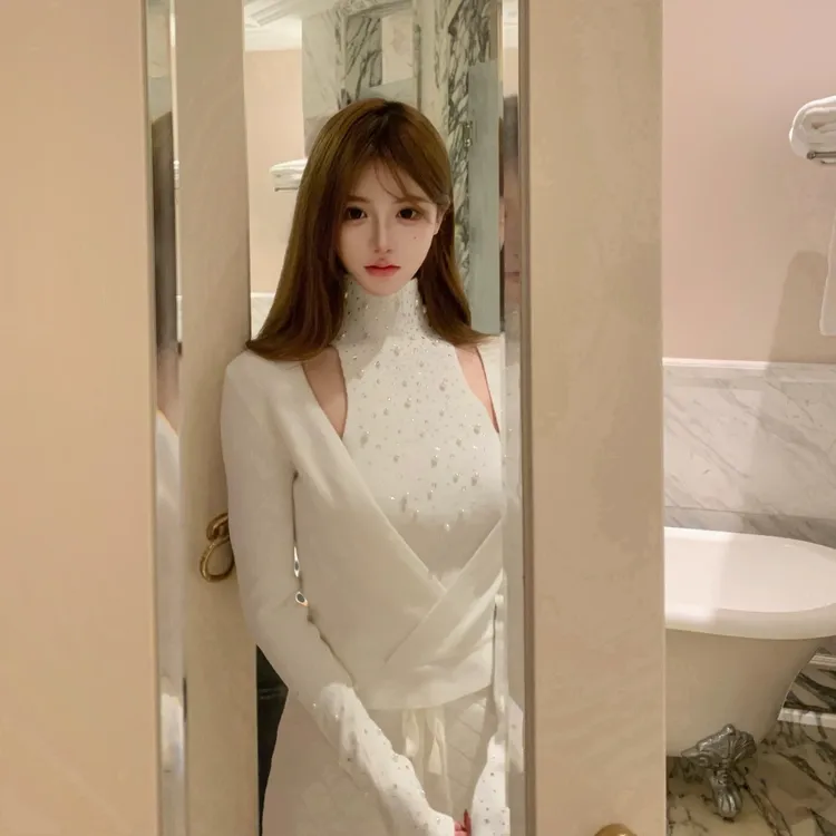 高级感烫钻半高领背心假两件针织衫女设计感小众长袖T恤修身上衣