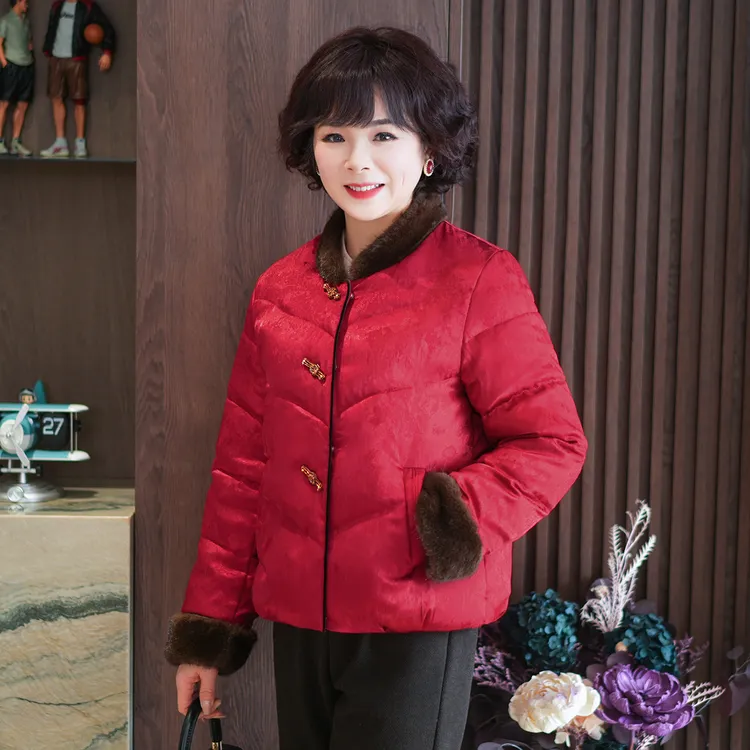 中老年羽绒服女短款2025年新款冬季加厚保暖时尚妈妈国风冬装外套