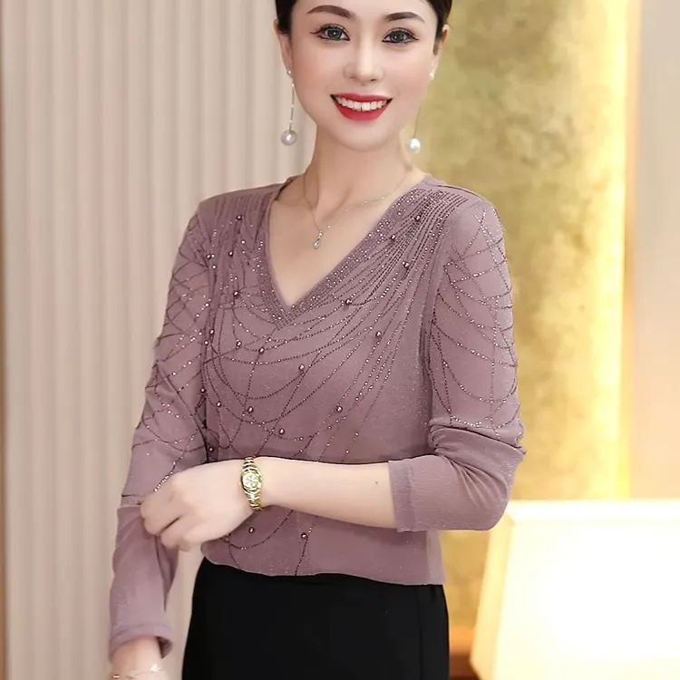 早秋洋气钉珠减龄打底小衫2025新款妈妈装时尚烫钻长袖V领T恤上衣
