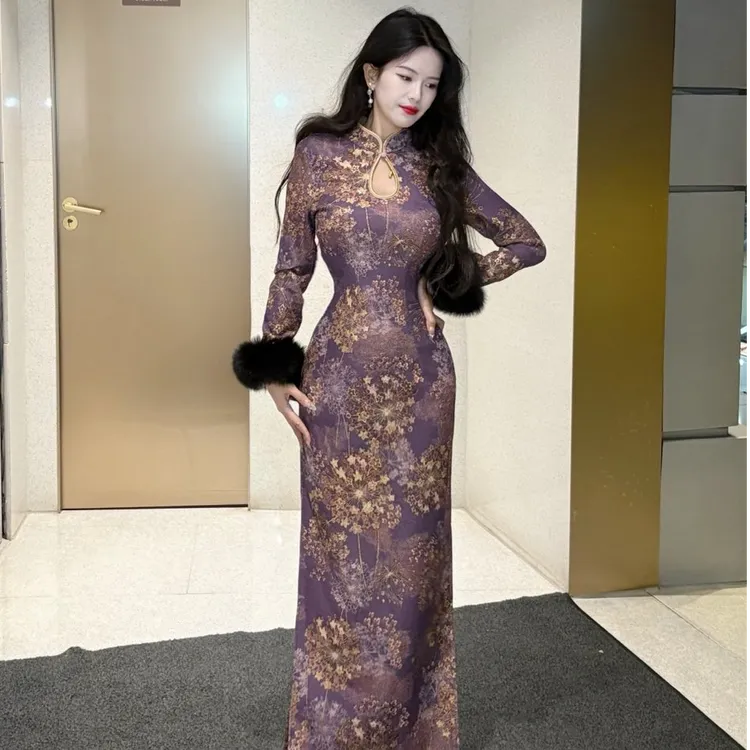 LHMknk1画报夫人原创厚款烫金针织提花水滴领旗袍 袭紫良人长袖
