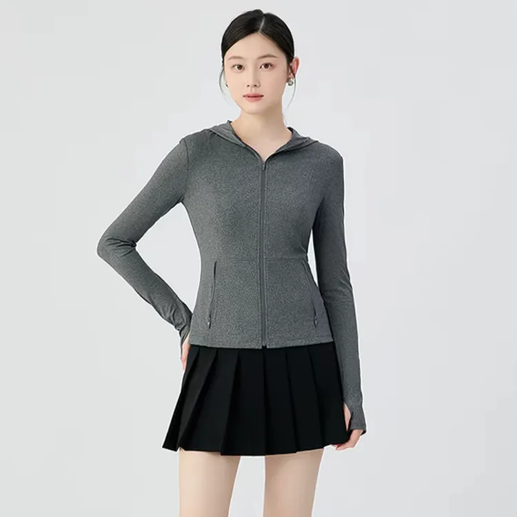 AMASS阿玛施2025运动新款女正肩修身拉链立领连帽毛毛外套540062