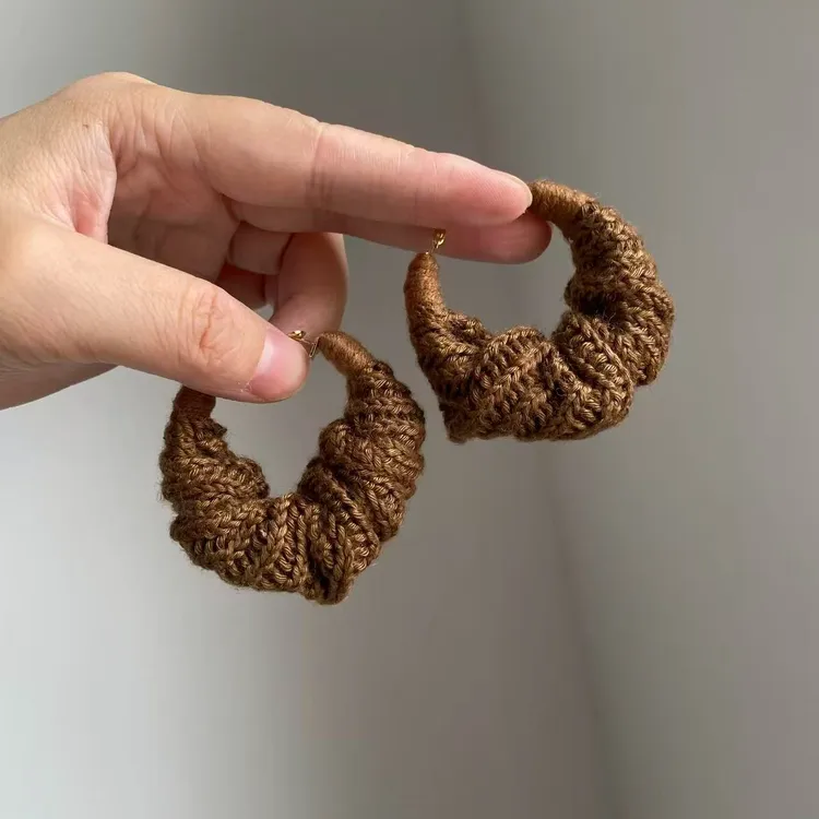 非金属布艺耳饰 复古美拉德棕色针织耳圈圆圈耳环女氛围感耳饰潮