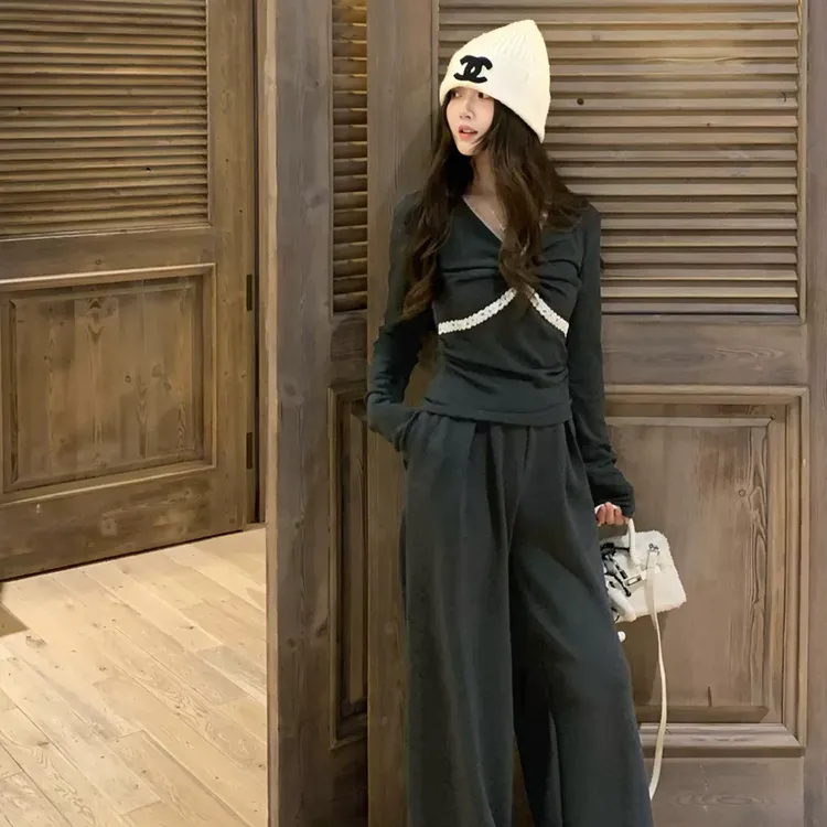 Huangzuozuo小个子蕾丝磨毛V领上衣&阔腿裤加绒套装冬季女两件套