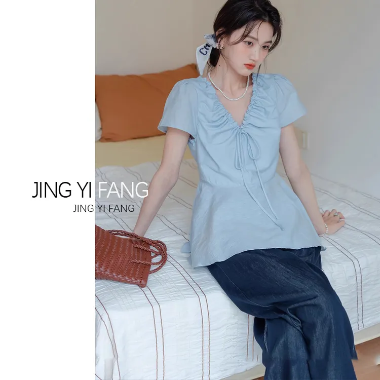 大码法式小资独特漂亮绝美蓝色v领泡泡袖上衣女夏短袖衬衫小衫