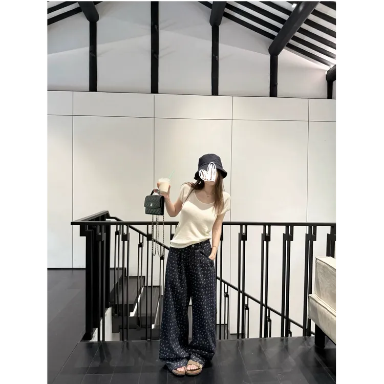 韩系百搭松紧腰直筒碎花休闲裤薄款