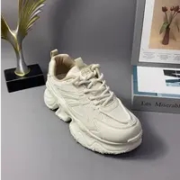 8288米色断码清仓女鞋