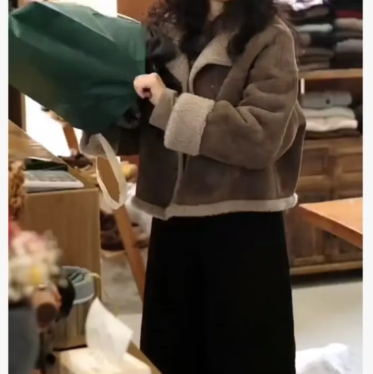 时尚潮流百搭精品女装dgd8147