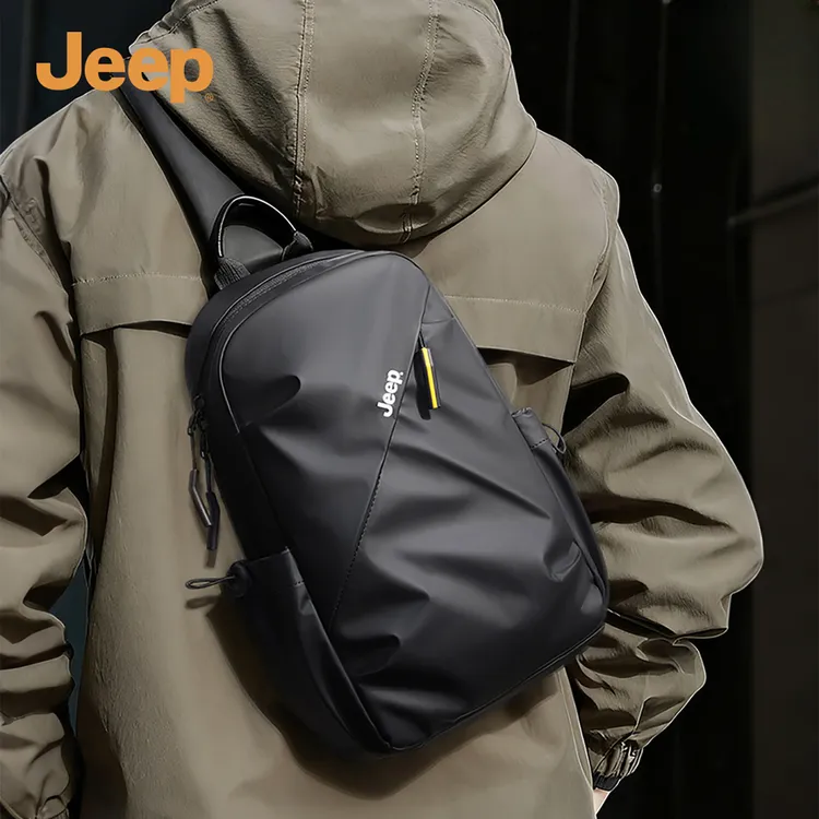 jeep胸包男士大容量斜挎单肩出行通勤便携运动腰包2026新款小背包商品图